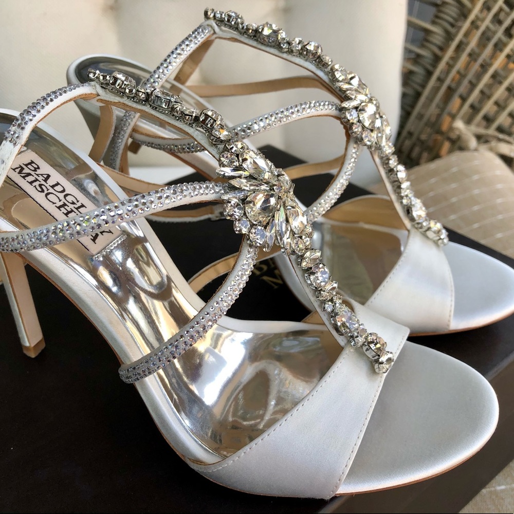Badgley Mischka Faye Heeled Sandal Size 7 NIB